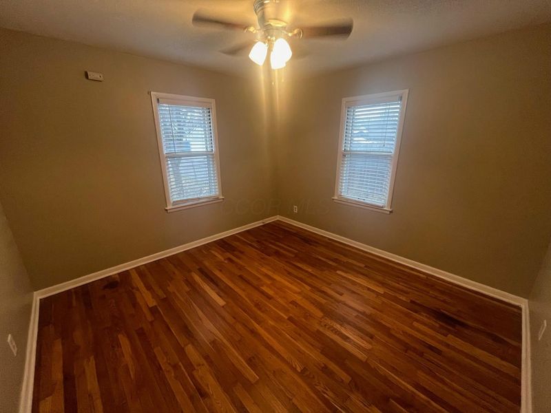 346 E Mithoff Street , Columbus, OH 43206 Photo 5