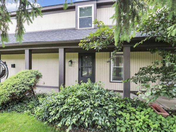 5862 Hallridge Circle , Columbus, OH 43232