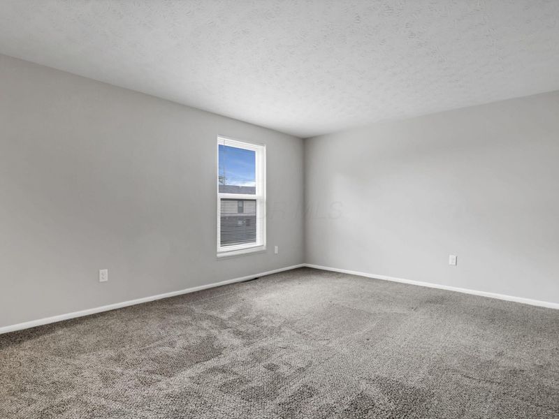 5862 Hallridge Circle , Columbus, OH 43232 Photo 30