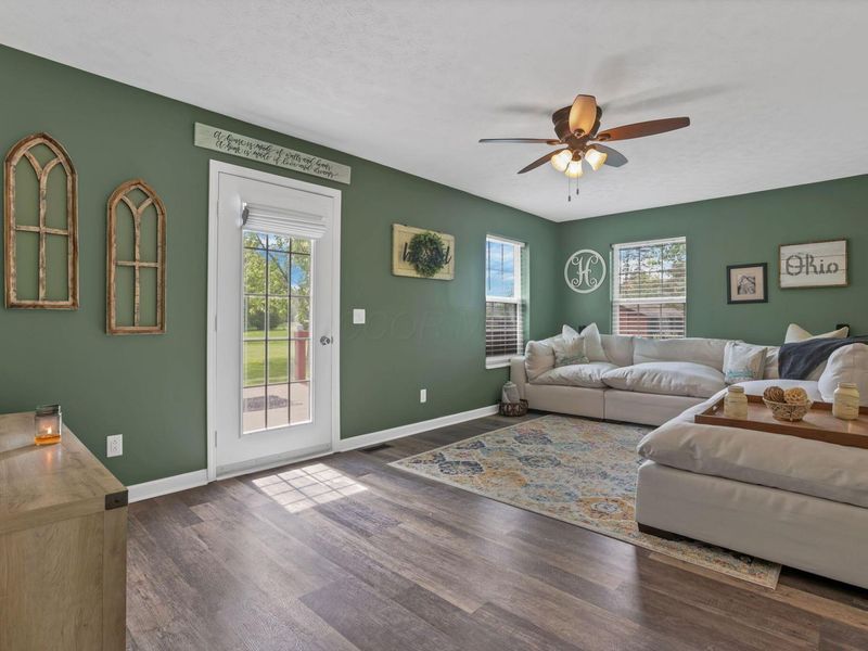 21165 Raymond Road, Marysville, OH 43040 Photo 12