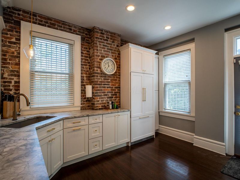 946 Oak Street , Columbus, OH 43205 Photo 11