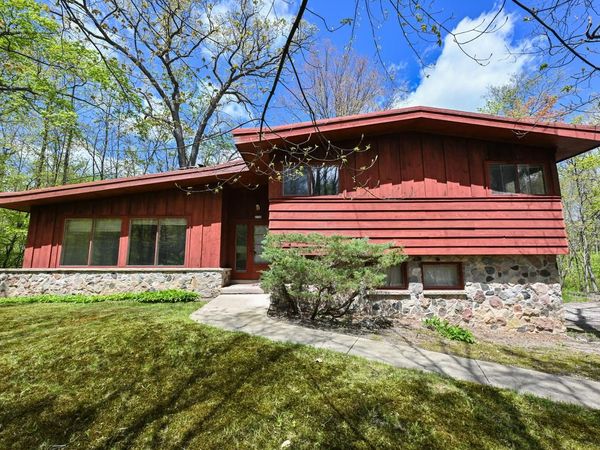 4108 W Woodward DRIVE, Franklin, WI 53132