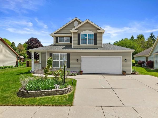 2313 Kestrel LANE, Waukesha, WI 53189