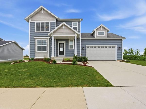 809 S Musket Ridge DRIVE, Sun Prairie, WI 53590