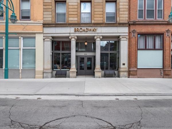 234 N Broadway, Unit 310, Milwaukee, WI 53202
