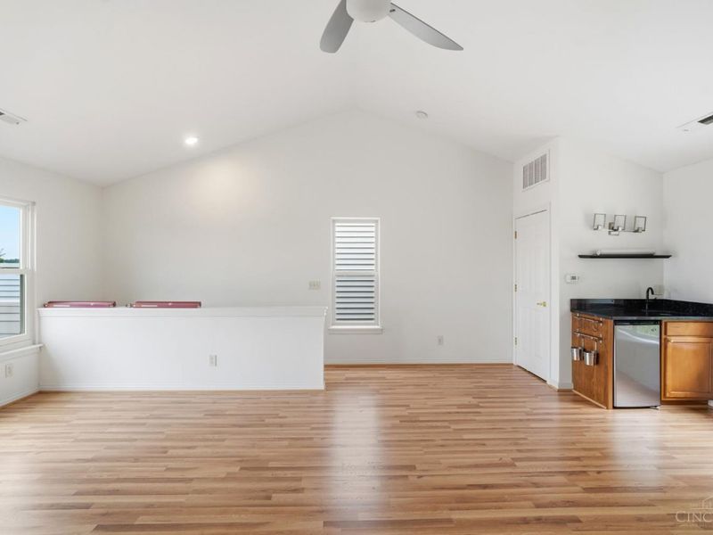 130 Mulberry Street, Cincinnati, OH 45202 Photo 36
