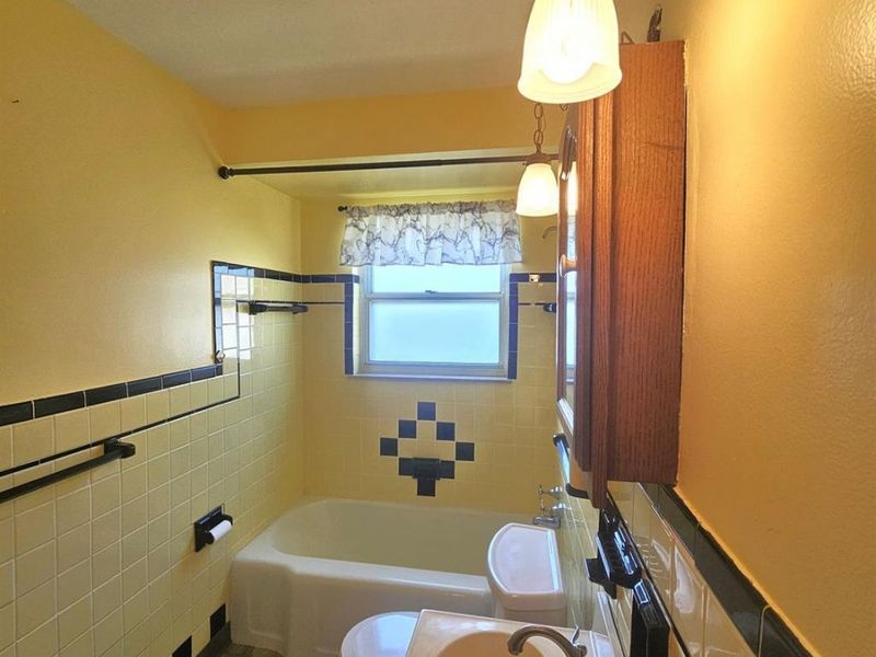 1725 Norcol Lane, North College Hill, OH 45231 Photo 12