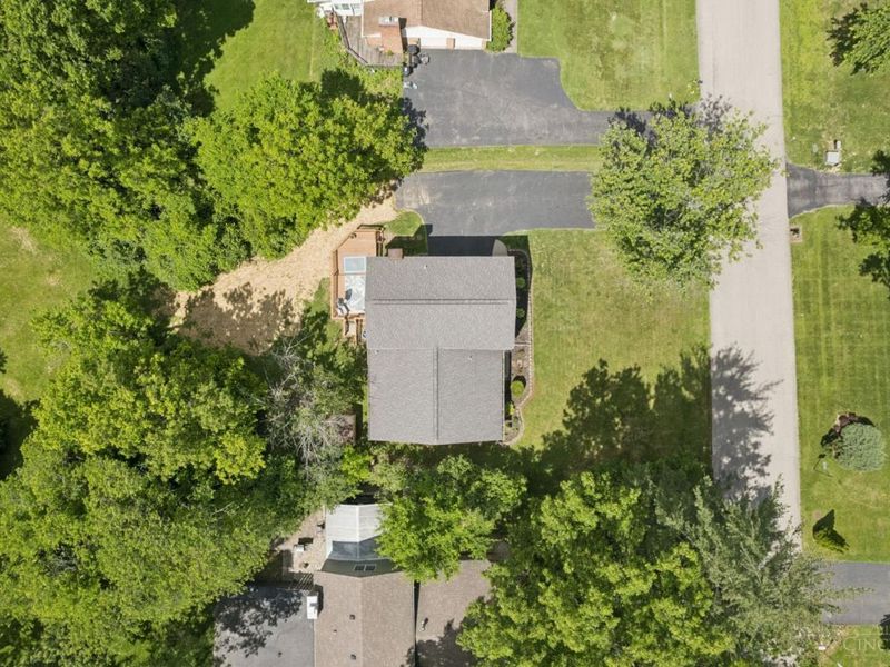 1073 Marla Drive, Milford, OH 45150 Photo 14