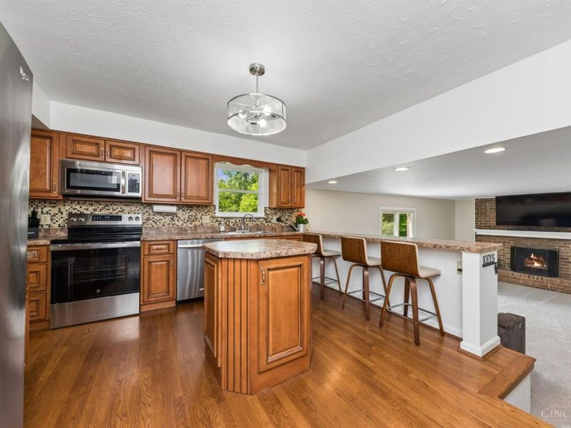 1073 Marla Drive, Milford, OH 45150 Photo 23