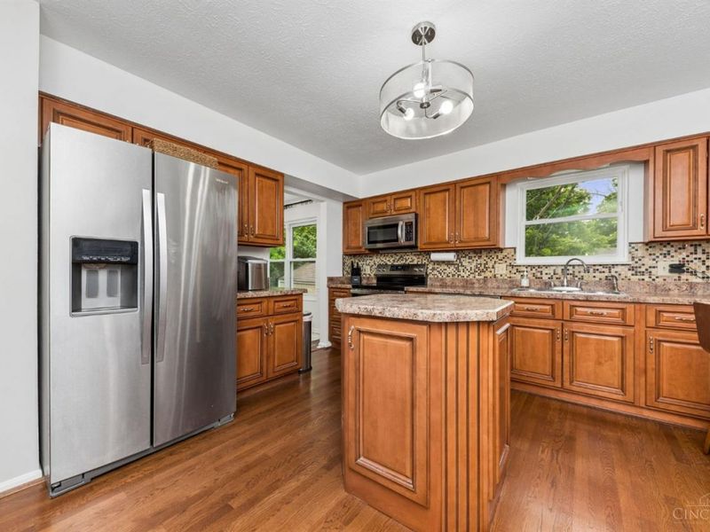 1073 Marla Drive, Milford, OH 45150 Photo 24