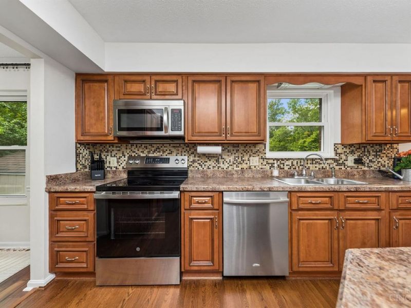 1073 Marla Drive, Milford, OH 45150 Photo 25