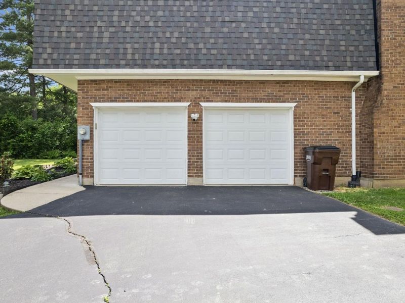 1073 Marla Drive, Milford, OH 45150 Photo 4