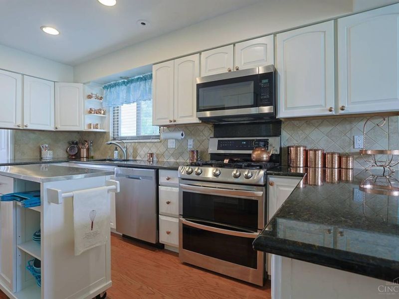 6585 Bridgetown Road, Green Township, OH 45248 Photo 15