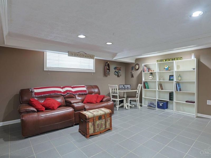 6585 Bridgetown Road, Green Township, OH 45248 Photo 26