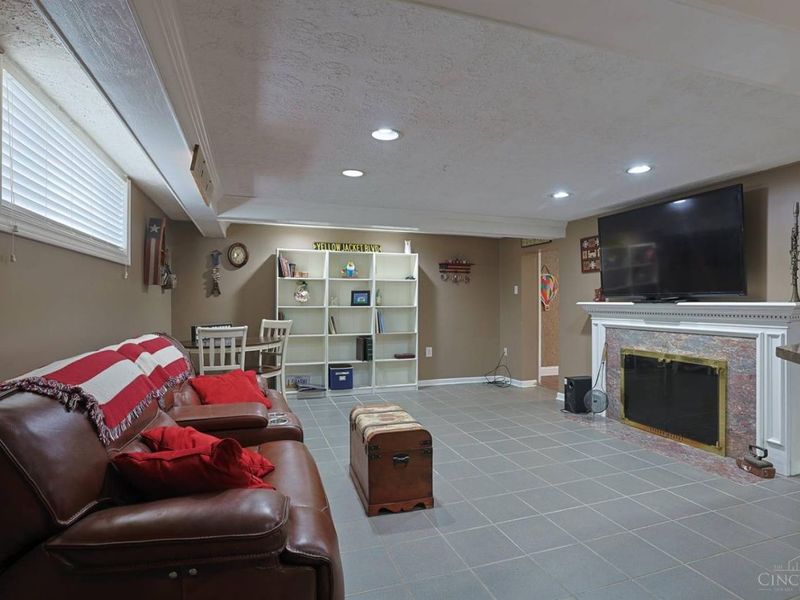 6585 Bridgetown Road, Green Township, OH 45248 Photo 30