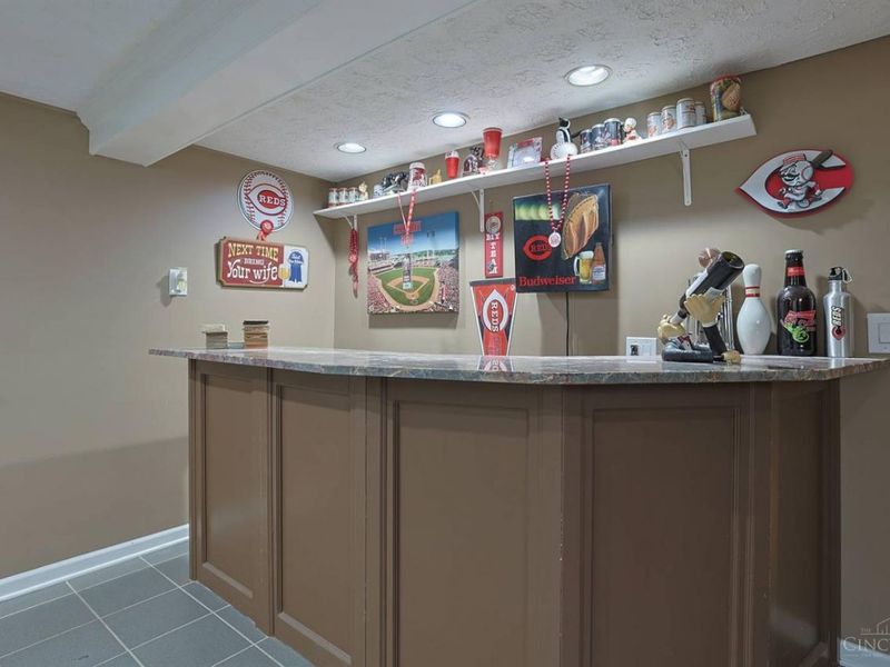 6585 Bridgetown Road, Green Township, OH 45248 Photo 32