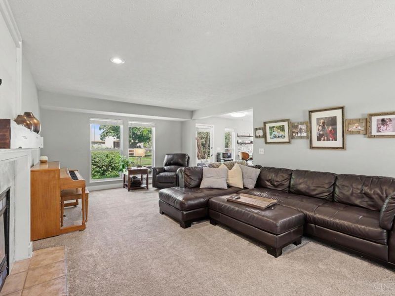 5701 Wildflower Court, Miami Twp, OH 45150 Photo 4