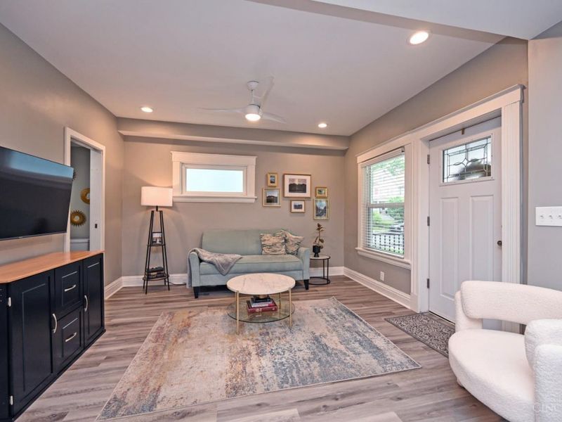 3423 Algona Place, Cincinnati, OH 45207 Photo 8