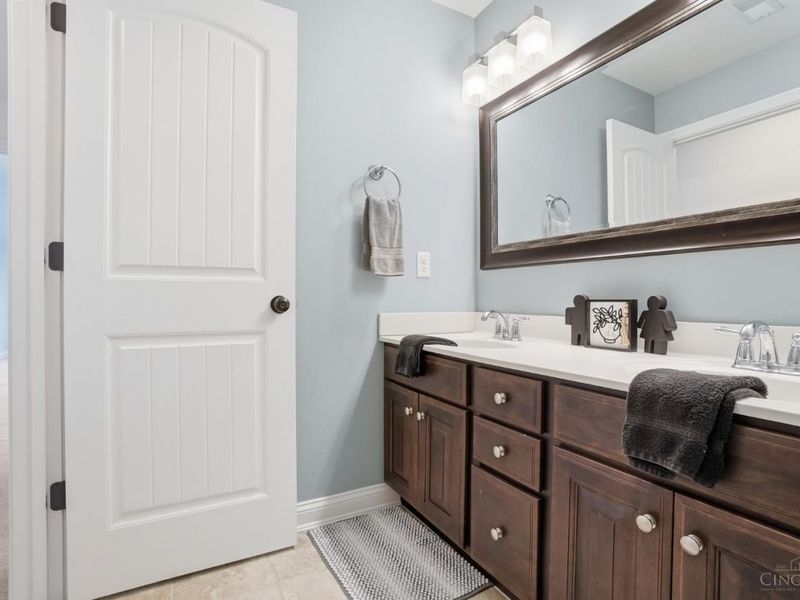 4643 Whispering Oak Trail, Cincinnati, OH 45247 Photo 52