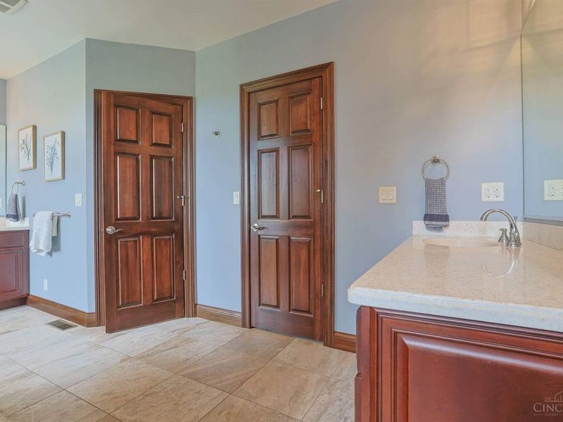 3860 Legendary Ridge Lane, Cleves, OH 45002 Photo 26