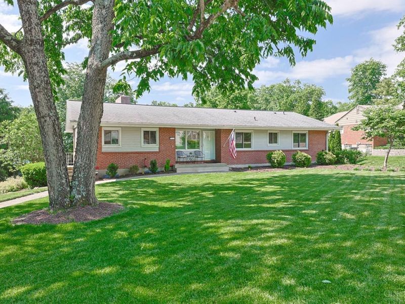 7451 Miami Hills Drive, Madeira, OH 45243 Photo 1