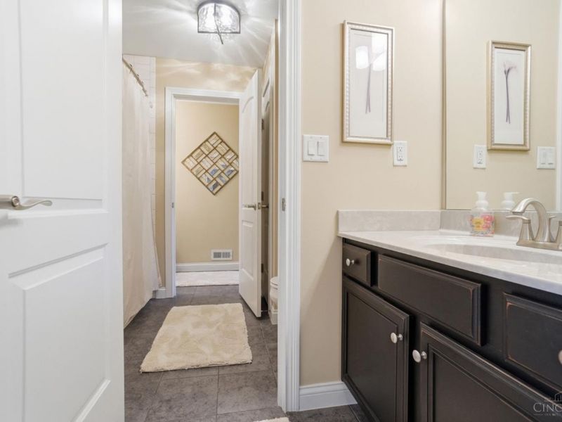 9630 Ross Avenue, Montgomery, OH 45242 Photo 48