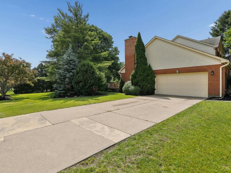 5641 Heron Drive, West Chester, OH 45069 Photo 3