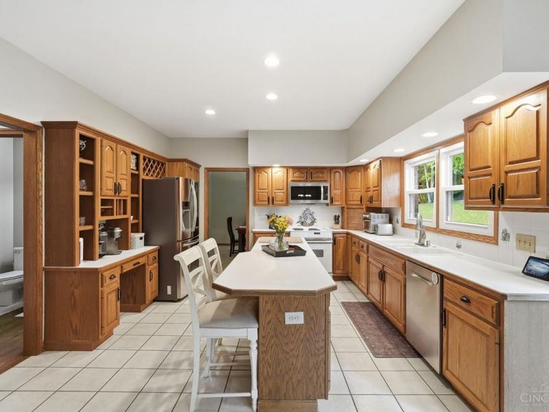 8680 Rupp Farm Drive, West Chester, OH 45069 Photo 13