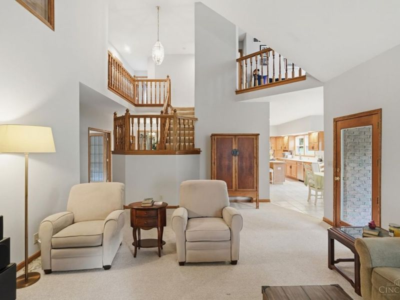 8680 Rupp Farm Drive, West Chester, OH 45069 Photo 9