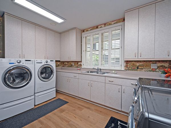 1300 Mistymeadow Lane, Cincinnati, OH 45230