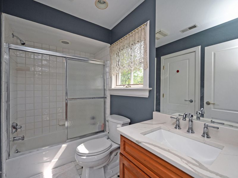 1300 Mistymeadow Lane, Cincinnati, OH 45230 Photo 43