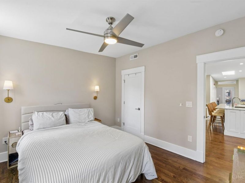 817 Broadway Street, Unit 3, Cincinnati, OH 45202 Photo 10