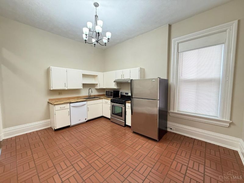 2410 Ashland Avenue, Cincinnati, OH 45206 Photo 16