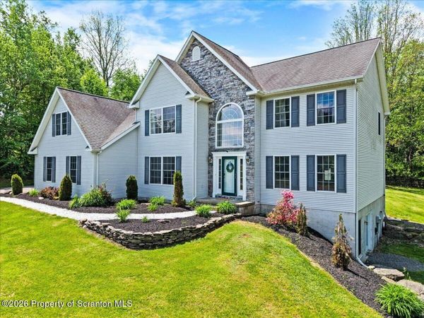15 Deerfield Drive , Tunkhannock, PA 18657