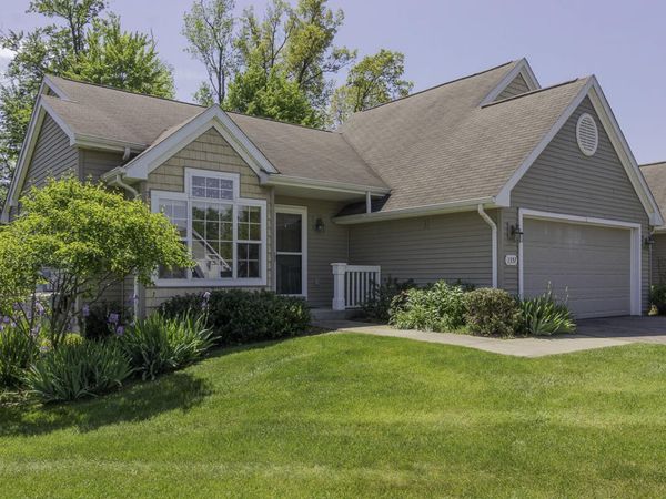 1357 Harrier Ridge, Kalamazoo, MI 49009