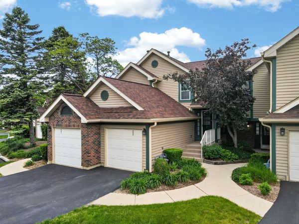 943 Ridgefield Lane , Unit 4, Wheeling, IL 60090