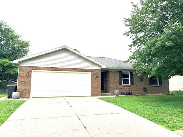 4122 Hedgewood Court, Newburgh, IN 47630