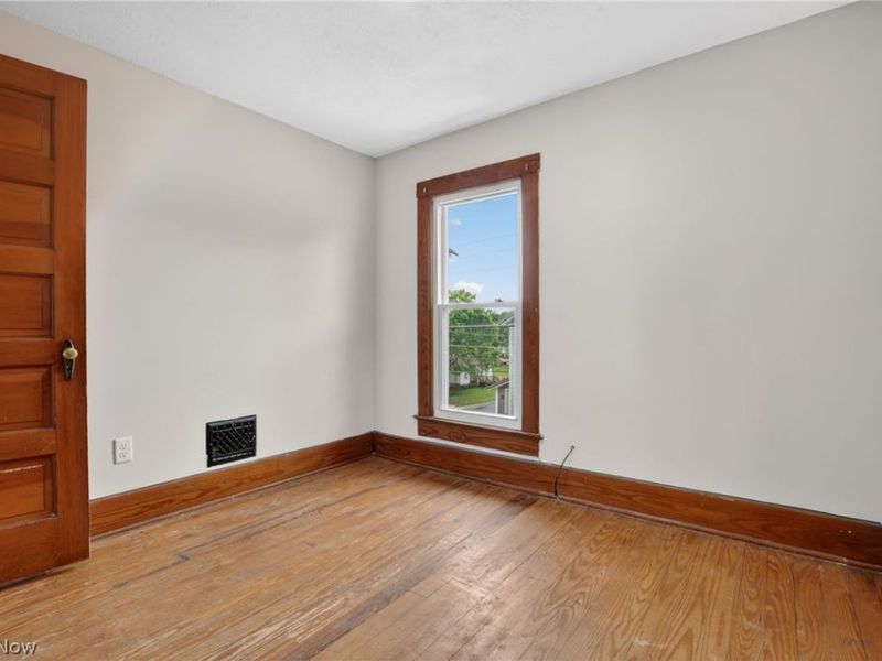 204 N Market Street, Somerset, OH 43783 Photo 33