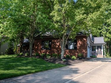 4502 Glen Eagle Drive, Brecksville, OH 44141