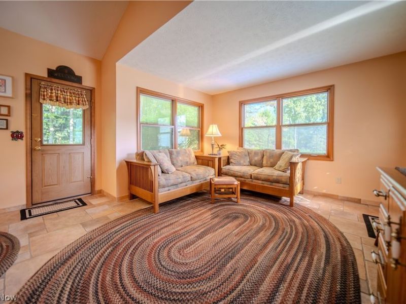 4502 Glen Eagle Drive , Brecksville, OH 44141 Photo 4