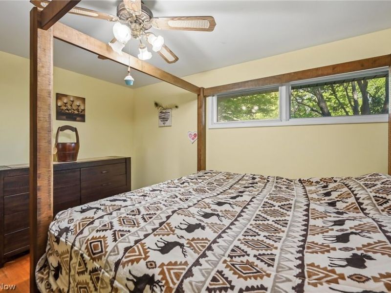 5863 Emerson Avenue NW, Champion, OH 44483 Photo 20