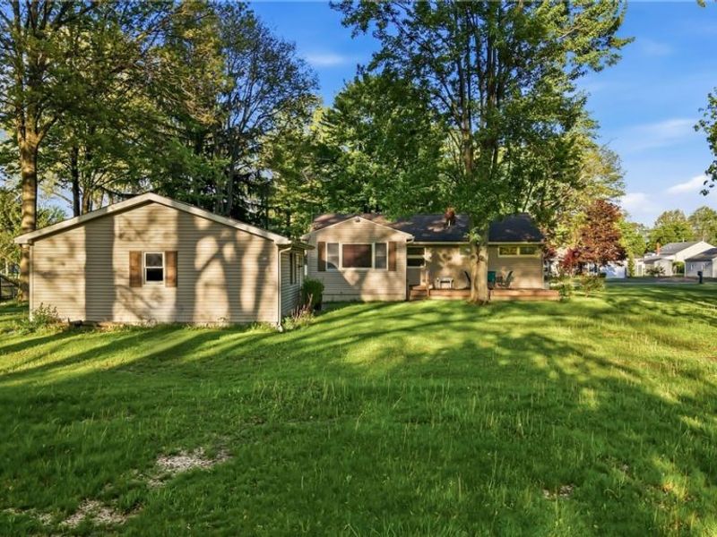 5863 Emerson Avenue NW, Champion, OH 44483 Photo 32