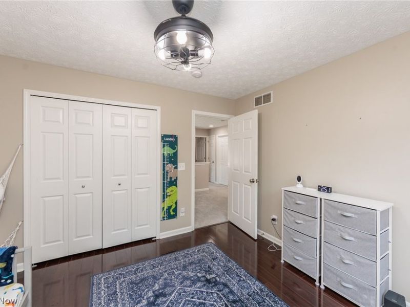 29049 Pembrooke Boulevard, Olmsted Township, OH 44138 Photo 19