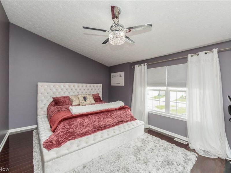 29049 Pembrooke Boulevard, Olmsted Township, OH 44138 Photo 23