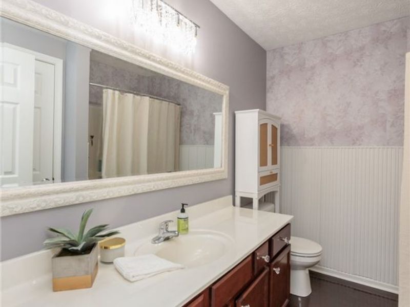 29049 Pembrooke Boulevard, Olmsted Township, OH 44138 Photo 26