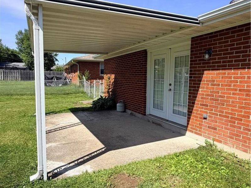 7709 Stockholm Drive, Huber Heights, OH 45424 Photo 18