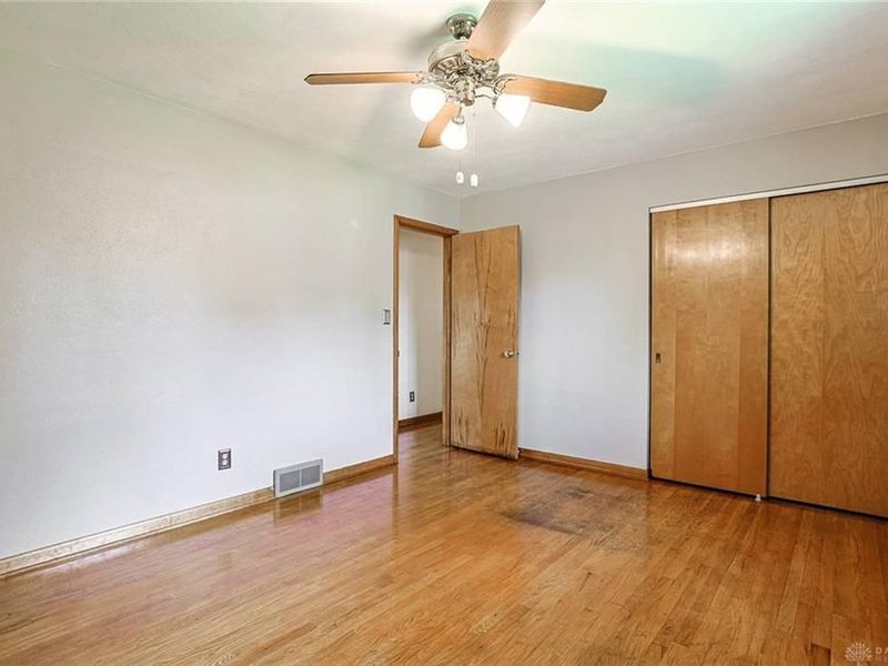 772 Lovetta Drive, Kettering, OH 45429 Photo 18