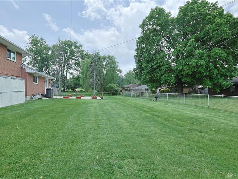 772 Lovetta Drive, Kettering, OH 45429 Photo 33