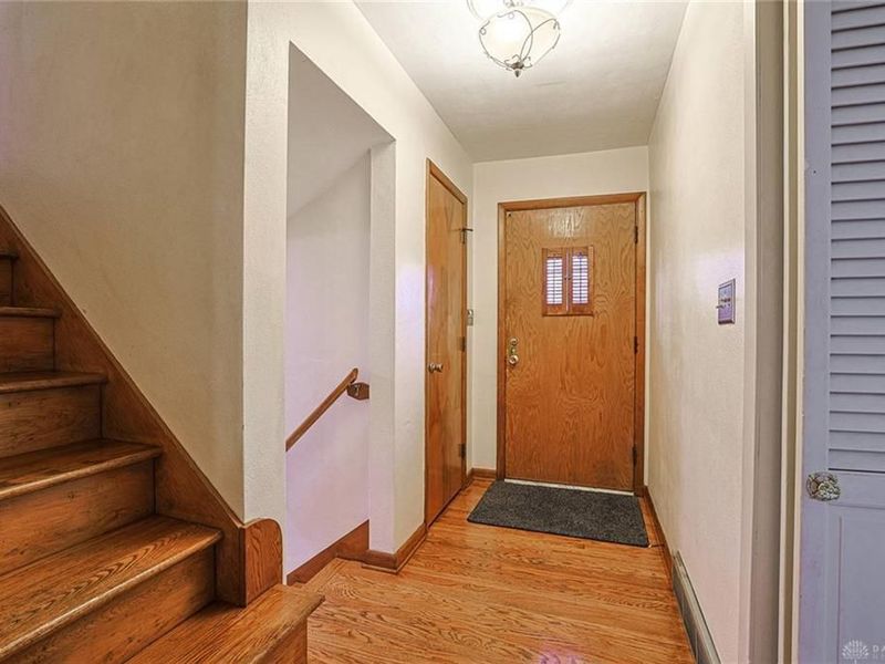 772 Lovetta Drive, Kettering, OH 45429 Photo 5