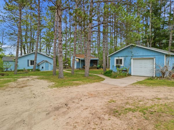 18648 Lawrence Drive, Stanwood, MI 49346